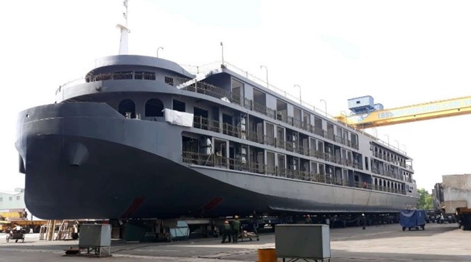 Installation of onboard ship equipment