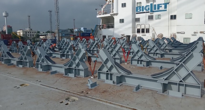 Specialized ship transport cradle structures